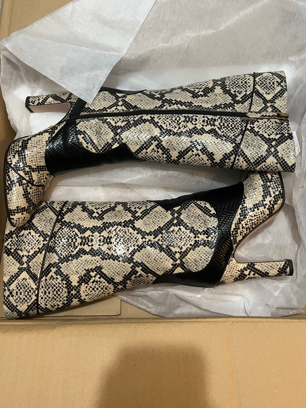 Gucci Black & Cream Snakeskin Knee-High Stiletto Boots